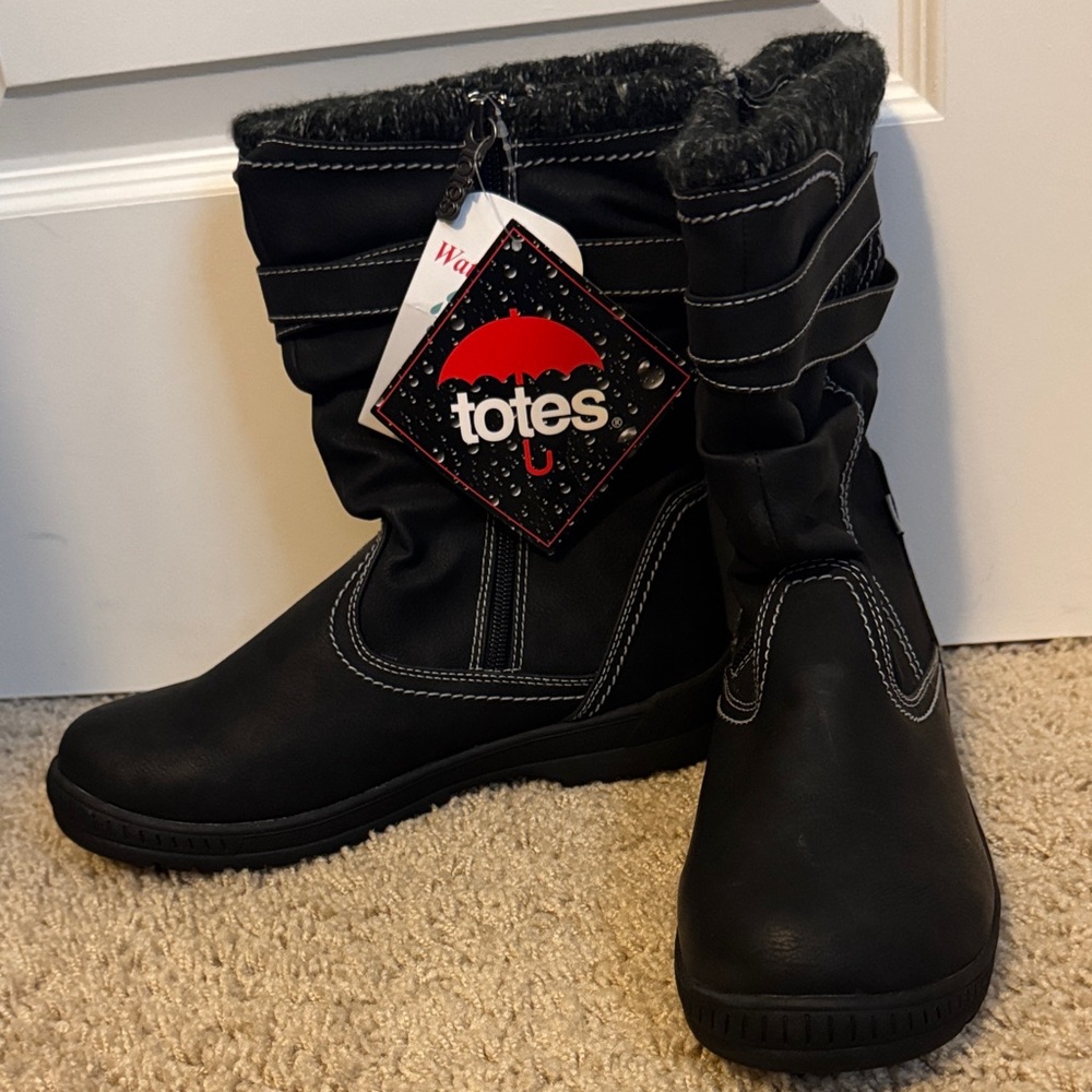 Totes Black Womens Snow Boots NWT Sz 7.5